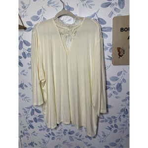 Lane Bryant Mock Neck Lace 3/4 Sleeve Top Size 26/28